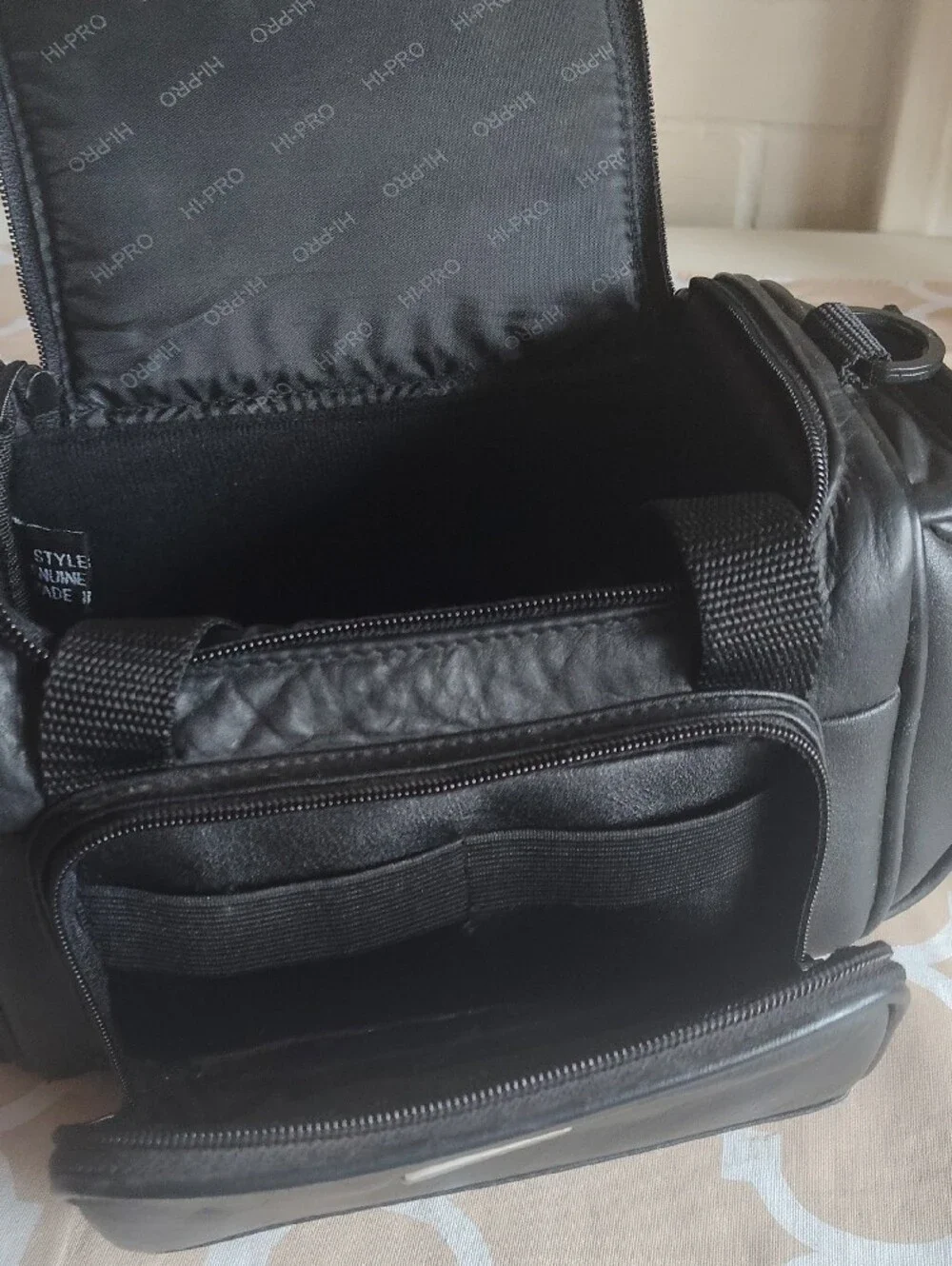 HI-PRO Genuine Leather Camcorder Camera Bag Vintage 90s Black 2092
